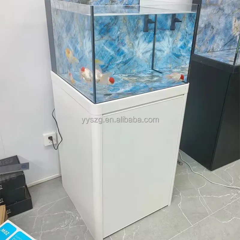 حوض سمك زجاجي مربع بطول 2.6 قد - مراجعة Aquarium Fish Restaurant وسعره